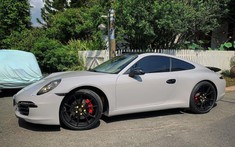 Nam thần Người Ấy Là Ai - Tống Đông Khuê đổi màu áo cho Porsche 911 mới mua