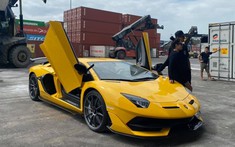 Siêu phẩm Lamborghini Aventador SVJ thứ 2 về Việt Nam với màu sơn "nóng bỏng"
