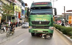 Điện Biên: Va chạm với xe bồn, nam học sinh lớp 10 tử vong tại chỗ
