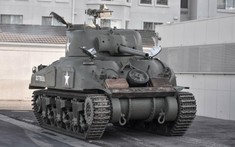 Chiếc xe tăng chiến đấu ra đời năm 1943 này đang được bán trên internet với giá nhiều tỷ đồng