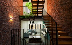 Nhà phố 4 tầng bình yên, thư thái giữa lòng phố thị