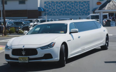 Chiếc Maserati Ghibli Limo sang trọng này mất 10 tháng để chế tạo và mang giá gần 3,5 tỷ đồng