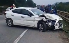Video: Ô tô Mazda3 "phóng như bay", tông trúng người đi xe máy trong vụ tai nạn liên hoàn tại Nghệ An