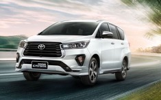 Phát thèm với Toyota Innova 2020 có camera 360 độ và màn hình trung tâm 9 inch ở "nước người ta"