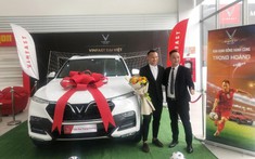 "Người không phổi" Trọng Hoàng tậu VinFast LUX SA2.0, giá từ 1,29 tỷ đồng
