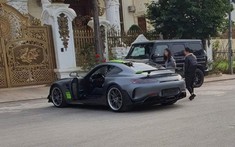 Siêu xe Mercedes-AMG GT R Pro đầu tiên về Việt Nam xuất hiện tại tỉnh Hoà Bình