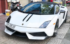 Diện kiến Lamborghini Gallardo LP570-4 Spyder Performante độc nhất Việt Nam