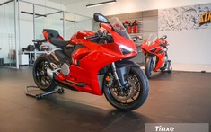 Cận cảnh sportbike Ducati Panigale V2 mới ra mắt Việt Nam với giá bán 615 triệu đồng