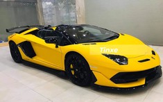 Lamborghini Aventador SVJ mui trần đầu tiên về Việt Nam lộ diện với màu sơn vàng nhám đẹp mắt