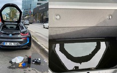Đỗ ngoài trời trong 2 tuần, chiếc BMW i8 bị dột nước vào trong cốp sau