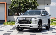 Đấu Toyota Fortuner, Mitsubishi Pajero Sport nhận ưu đãi tới 55 triệu đồng ở tháng cuối năm