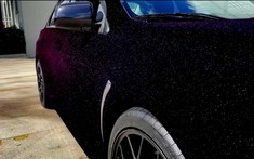 Chiếc Mitsubishi Lancer "đen nhất trên đời" càng thêm độc với lớp sơn lấp lánh mới