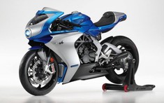 Toàn bộ 110 chiếc MV Agusta Superveloce Alpine "cháy hàng" chỉ trong vài giờ