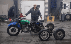 Chứng kiến người Nga tự chế xe ATV 5 bánh từ một chiếc mô tô Ural cũ