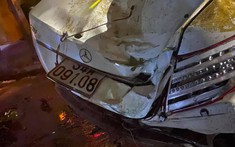Hải Dương: Xe sang Mercedes-Benz rơi xuống kênh nước, tài xế tử vong