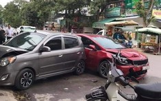 Video: Tài xế ô tô Kia Cerato tông tử vong người đi xe máy trong vụ tai nạn liên hoàn tại Thanh Hóa