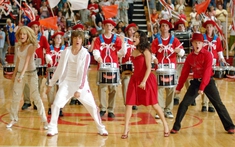 'High School Musical' hồi sinh dòng phim ca nhạc