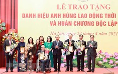 Chủ tịch nước trao tặng danh hiệu cao quý cho các nhà khoa học