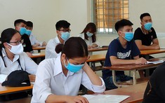 Bộ GD-ĐT yêu cầu tổ chức tốt việc ôn thi cho HS lớp 12 kết hợp trực tuyến và trực tiếp