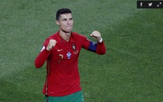 Thế giới bóng đá ngả mũ trước Ronaldo