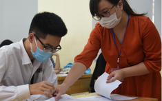 Sáng nay, gần 1 triệu thí sinh làm bài thi môn Ngữ văn bắt đầu kỳ thi tốt nghiệp THPT