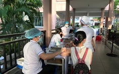 TP.HCM: Họp trực tuyến triển khai chiến dịch tiêm chủng đợt 5 vắc xin phòng COVID-19