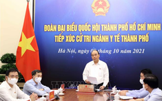 Chủ tịch nước Nguyễn Xuân Phúc tiếp xúc cử tri ngành y tế TPHCM