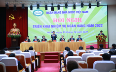 Phấn đấu tiếp tục giảm lãi suất cho vay; hướng dòng vốn vào sản xuất, kinh doanh
