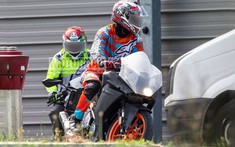 KTM RC390 2021 "xấu lạ" lộ diện hình ảnh thực tế trước ngày ra mắt chính thức