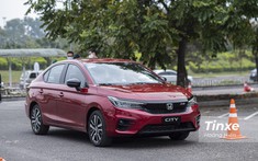 Chọn lối đi riêng, Honda City 2021 vừa về đại lý đã… “bán bia kèm lạc”