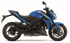 Suzuki Việt Nam ra mắt phiên bản 2021 cho mô tô phân khối lớn GSX-S1000 với giá 399,9 triệu đồng