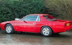 Chiếc "bán tải Ferrari 412 1985" độc nhất vô nhị này đang được rao bán giá rẻ chỉ 500-600 triệu đồng