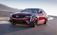 Cadillac CT4-V Blackwing 2022 - Sedan thể thao hạng sang với số lượng giới hạn