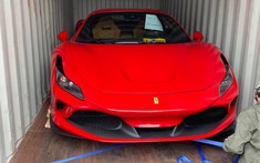 "Mở công" siêu xe Ferrari F8 thứ 5 về nước để phục vụ đại gia Việt chơi Tết Nguyên đán