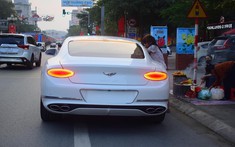 Bentley Continental GT V8 du Xuân tận Thái Nguyên gây tò mò cho cộng đồng mạng
