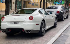 Ferrari 599 GTB độc nhất Sài thành vi vu đường phố cùng Rolls-Royce Wraith vào mùng 3 Tết