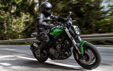 Naked bike Benelli 752S 2021 màu mè hơn nhờ loạt màu sắc mới ấn tượng