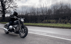 BMW Motorrad phát triển xe Cruiser cỡ nhỏ mang tên R12, sử dụng động cơ của R nineT