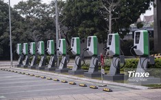 Thêm trạm sạc ô tô điện của VinFast xuất hiện, vẫn chỉ là mô hình nhưng hoàn thiện hơn