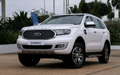 Chỉ có sẵn bản cao của Ford Everest để giao ngay, đại lý mạnh tay giảm giá 50 triệu đồng nhằm hút khách tháng Giêng