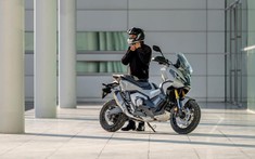Xe ga "phượt" Honda X-ADV 750 2021 đẹp và hiện đại hơn nhờ loạt nâng cấp mới