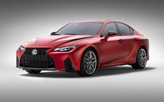 Sedan hạng sang Lexus IS mới ra mắt Việt Nam có thêm phiên bản thể thao với động cơ V8