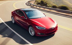 Tesla Model S là mẫu xe hạng sang được khao khát nhất thế giới, Rolls-Royce Phantom chỉ xếp thứ 6