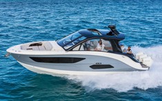 Sundancer 370 Outboard - Du thuyền sang trọng được hợp tác thiết kế với BMW