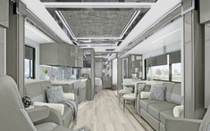 Ngắm nhìn nội thất của Newmar King Aire 2021 - Căn nhà di động giá cả triệu USD