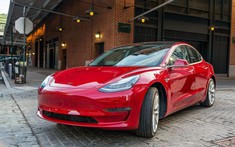 Không cần bán ô tô, Tesla cũng kiếm lời đến 1,6 tỷ USD trong năm 2020