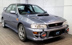 Chiếc Subaru Impreza RB5 WR Sport 1999 quý hiếm, mới có 6.500 km này đang được chào bán giá 2,16 tỷ đồng