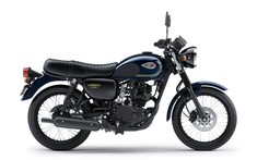 Xế cổ giá tốt Kawasaki W175 sở hữu thêm bộ cánh xanh dương "mát mẻ" cho năm 2021