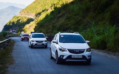 10 mẫu ô tô bán chạy nhất Việt Nam tháng 2/2021: VinFast Fadil lần đầu đạt đỉnh, Toyota Vios tiếp tục tụt dốc