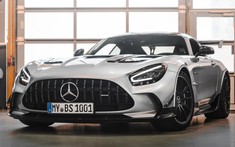 Mercedes-AMG GT Black Series nhận bản độ mạnh 1.111 mã lực có tên "Opus Binary Edition"